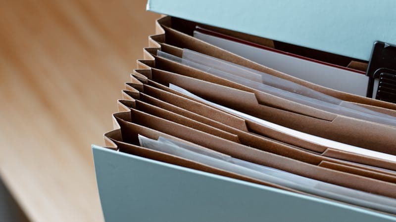 Digital document management on screen