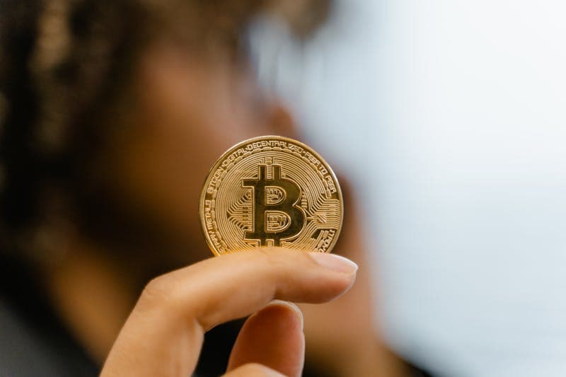 Crypto Converter: Bitcoin & Ethereum Values, Live