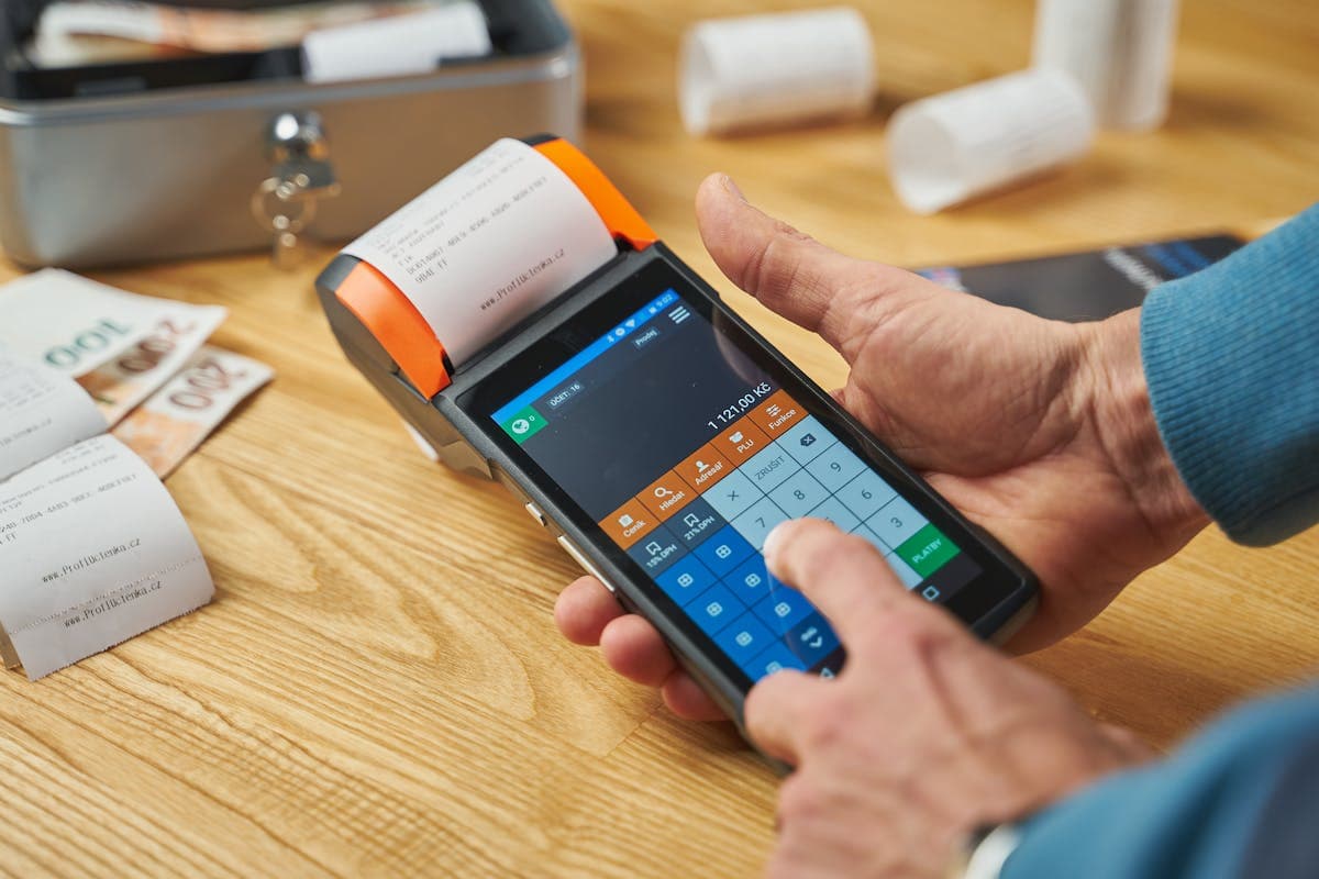 Receipt Generator: Make Professional Receipts Online